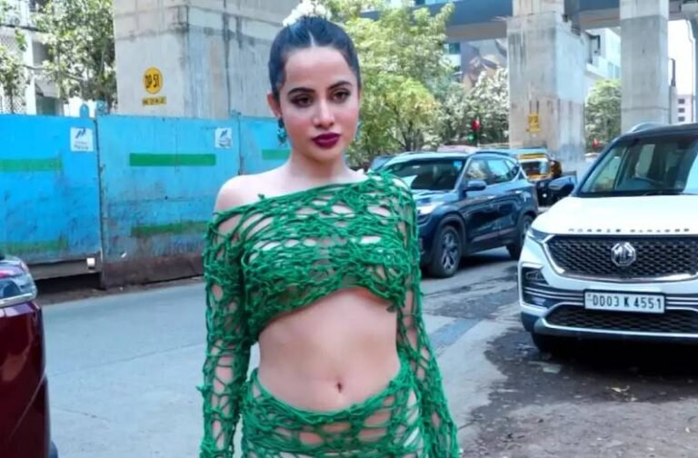‘अरे कोई आरती की थाली लाओ…’ Urfi Javed की पाकिस्तानी स्टाइल ड्रेस देख लोगों का चकराया सिर