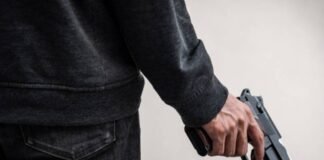 मध्य प्रदेश के दतिया जिले में हुई खूनी झड़प, पांच लोगों की मौत, अन्य घायल gun