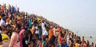 Ganga Snan Rules: गंगा स्नान के समय भूलकर भी न करें ये काम, वरना होगा ये नुकसान