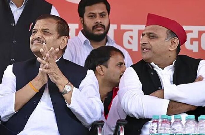 Akhilesh Yadav and Shivpal