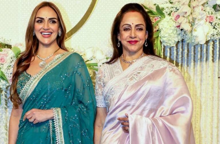 पति से तलाक के बाद राजनीति में कदम रखेंगी Esha Deol? मां हेमा मालिनी ने किया शॉकिंग खुलासा