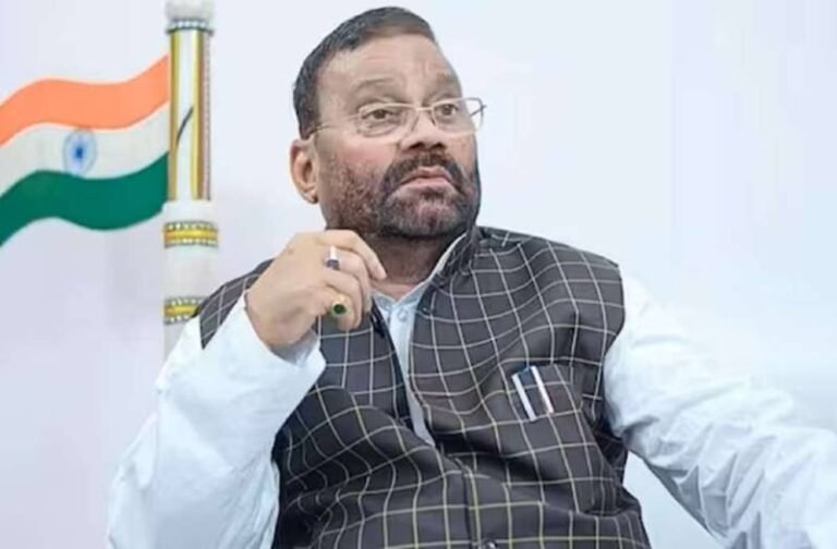 सपा के राष्ट्रीय महासचिव पद से स्वामी प्रसाद मौर्य ने दिया इस्तीफा, कहा- ‘महत्वहीन पद पर बने रहने का कोई औचित्य नहीं..’