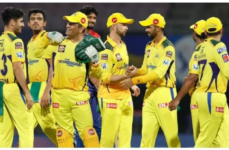 IPL शुरू होने से पहले बढ़ी CSK की टेंशन, शुरुआती मैचों से बाहर हुआ ये स्टार ओपनर!