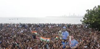 हाथ में ट्रॉफी और सड़क पर जन सैलाब…विजय रथ पर सवार टीम इंडिया Team India Victory Parade