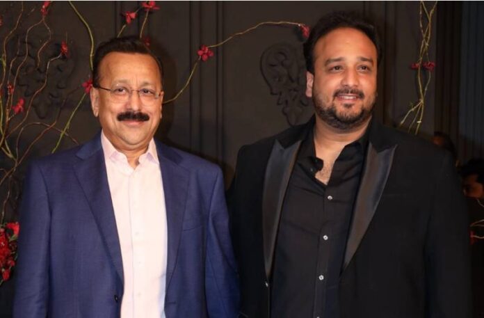 baba Siddique and Zeeshan Siddique