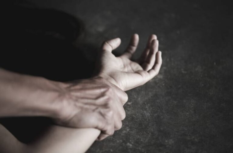 शर्मनाक: हरदोई में नाबालिक के साथ युवक ने किया दुष्कर्म, मचा हड़कंप