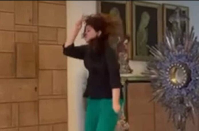 twinkle khanna