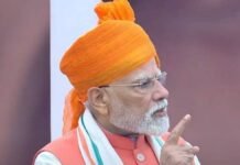 लाल किले से गूंजा मिशन ‘सुदर्शन चक्र’, पीएम मोदी की रहस्यमयी घोषणा, पूरी दुनिया के कान खड़े PM Modi