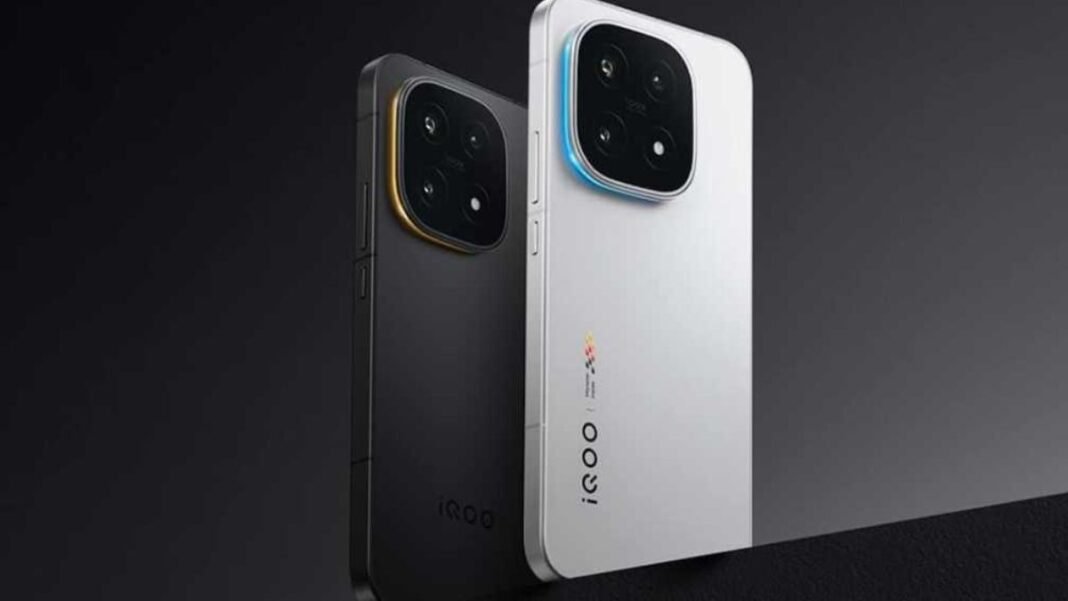 7000mAh बैटरी और Snapdragon 8 Elite Gen 5 चिपसेट के साथ iQOO 15 लॉन्च, प्रीमियम सेगमेंट में OnePlus 15 को सीधी चुनौती