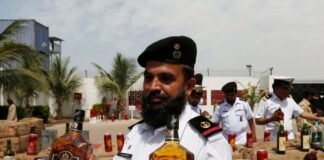 इस्लाम में शराब हराम, लेकिन डॉलर के लिए जायज? पाकिस्तान ने 50 साल बाद उठाया ये बड़ा कदम पाकिस्तान
