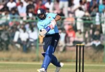 61 गेंदों में तूफान, 8 छक्कों 9 चौके से हिला मैदान… विजय हजारे में रोहित शर्मा का धमाका, खेली इतने रनों की शतकीय पारी रोहित शर्मा