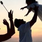 समंदर किनारे हवा में उछली नन्ही खुशी, सामने आई आलिया-रणबीर की 2026 की पहली फैमिली फोटो, देखकर फैंस भावुक आलिया-रणबीर