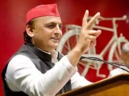 अखिलेश यादव