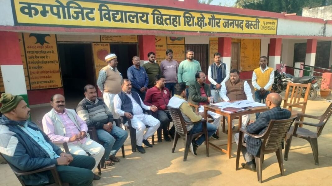 विशेष मतदाता दिवस पर रमाकान्त पाण्डेय ने निभाई अहम जिम्मेदारी, SIR अभियान में उपजिलाधिकारी भी रहे साथ