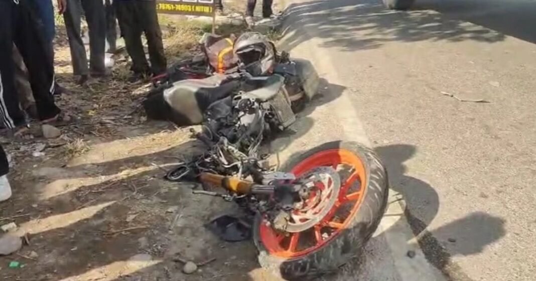 शादी में शामिल होने निकले थे चारों भाई… रास्ते में ऐसा क्या हुआ कि तीन की थम गईं सांसें ? फतेहपुर सड़क हादसे ने झकझोरा