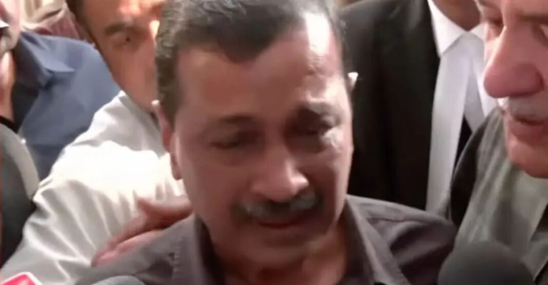 “मैं करप्ट नहीं हूं” बरी होते ही केजरीवाल की आंखों में आंसू, अदालत का बड़ा फैसला