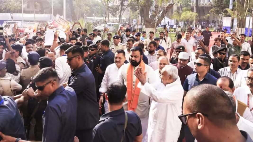 पटना यूनिवर्सिटी उद्घाटन पर छात्रों का बड़ा हंगामा: ‘सम्राट चौधरी गो बैक’, नीतीश कुमार भी रहे हैरान! पटना