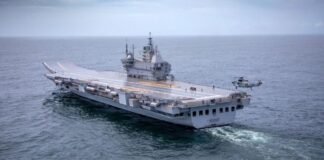 पर्शियन गल्फ में बढ़ा तनाव… क्या भारत भेजेगा नौसेना? हजारों नाविक और कई भारतीय जहाज फंसे, सरकार जल्द ले सकती है बड़ा फैसला पर्शियन गल्फ