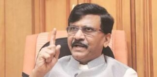 होर्मुज स्ट्रेट को लेकर संजय राउत का बड़ा बयान: ‘चीन-रूस के टैंकर निकल रहे, भारत क्यों रुका?’ फिर सामने आई सरकार की नई जानकारी Sanjay Raut