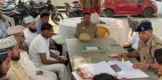 ‘जिन्हें दिक्कत है वे ईरान चले जाएं!’ CO कुलदीप कुमार के बयान पर AIMIM ने जताई नाराजगी, बोले ‘ये सड़क छाप गुंडे जैसी…’ CO कुलदीप कुमार