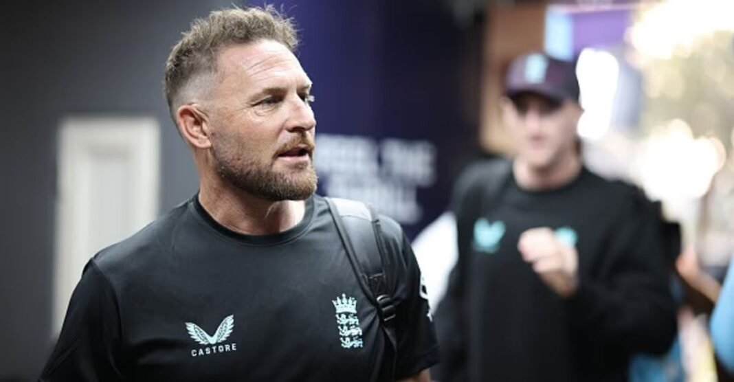 इंग्लैंड क्रिकेट में हड़कंप! मैक्कुलम पर लगे चौंकाने वाले आरोप, बीयर-पसंदीदा खिलाड़ियों को मिल रही है खास तवज्जो England Cricket