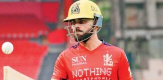 लंदन-भारत चार्टर्ड फ्लाइट की मांग! Virat Kohli की इंस्टा स्टोरी से मचा बवाल, मीम ने बढ़ाया सस्पेंस Virat Kohli