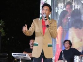 “सम्मान के नाम पर बेइज्जती!” स्टेज पर बुलाकर रोका गया सुनील पाल का माइक, वायरल VIDEO ने मचाया बवाल सुनील पाल