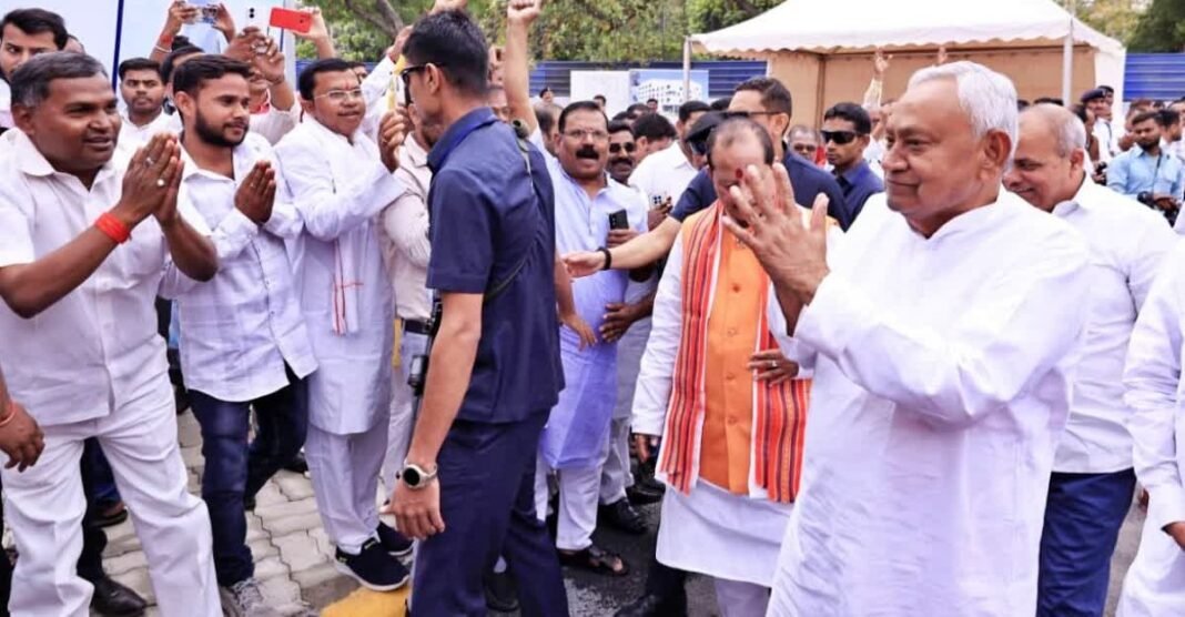 CM के सामने गूंजे ‘निशांत जिंदाबाद’ के नारे… क्या बिहार में बदलने वाला है सत्ता का चेहरा? Nitish Kumar