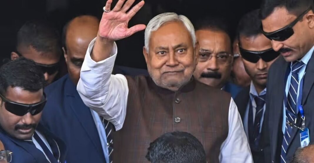 10 बार मुख्यमंत्री बनने के बाद अचानक इस्तीफा, जानें नीतीश कुमार नें कब-कब ली शपथ? Nitish Kumar