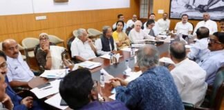 विपक्ष की बैठक में क्यों बढ़ा टकराव? सपा ने परिसीमन पर खोला मोर्चा, महिला आरक्षण पर भी बंटी राय! महिला आरक्षण बिल