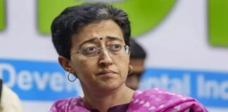 पूर्व CM आतिशी पर टुटा दुखों का पहाड़… पिता के निधन से सदमे में परिवार, केजरीवाल-सिसोदिया ने जताया दुख दिल्ली की पूर्व CM आतिशी