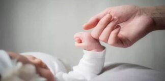 नवजात बच्चों की तस्करी का खौफनाक खेल उजागर—24 घंटे में गायब हो जाते थे मासूम! Gujarat News