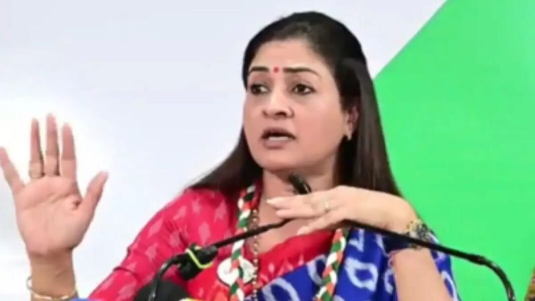 अलका लांबा