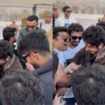 रोमांस किंग का बेटा बना ‘जूता बॉडीगार्ड’—शादी में आर्यन का फुल ऑन ड्रामा वायरल आर्यन खान