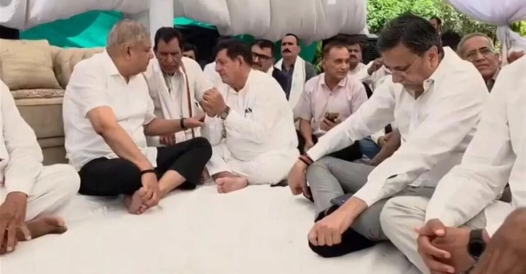 पूर्व उपराष्ट्रपति जगदीप धनखड़