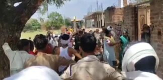 300 फीट रास्ते ने भड़का दिया गांव! खुदाई शुरू होते ही हिंसा, महिला ने उठाया खौफनाक कदम Bhind News