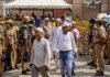 ज्ञानवापी में ‘गेरुआ’ रंग से क्यों भड़का विवाद? दीवार की पेंटिंग ने खड़ा किया नया विवाद, इलाके में कड़ी सुरक्षा Varanasi News