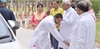 नीतीश का आशीर्वाद लेकर बेटे निशांत कुमार ने पटना से शुरू की सद्भाव यात्रा, रथ से शुरू हुआ बड़ा राजनीतिक संदेश! Nishant Kumar