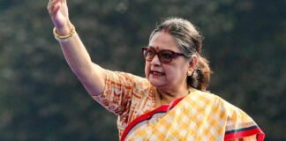 TMC की सांसद काकोली घोष ने अचानक छोड़े सभी पद, लेकिन क्यों नहीं छोड़ी पार्टी? काकोली