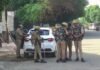 VIDEO: 6 वीडियो अपलोड करते ही मच गया हड़कंप! ‘घूसखोरी’ का आरोप लगाने वाला सिपाही सस्पेंड, 12 पुलिसकर्मियों पर भी कार्रवाई लखनऊ