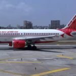 बेंगलुरु एयरपोर्ट पर अचानक रनवे से टकराया विमान, 179 यात्रियों की अटकी सांसे विमान