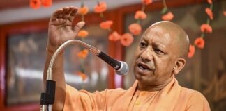 यूपी में छेड़खानी करने वालों को सीएम योगी की वार्निंग, कहा ‘हर चौराहे पर यमराज इंतजार…’ यूपी