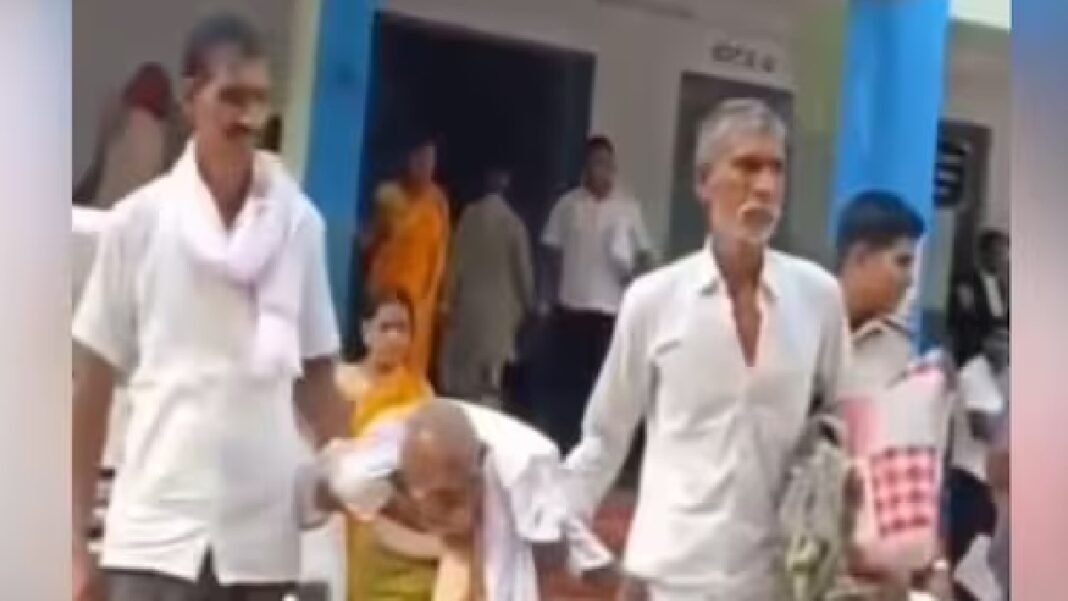 जवानी की वो एक गलती… 34 साल बाद जब अदालत में लाठी टेकते हुए पहुंचा 85 साल का बुजुर्ग, तो जज ने सुना दिया ऐसा फैसला! बिहार