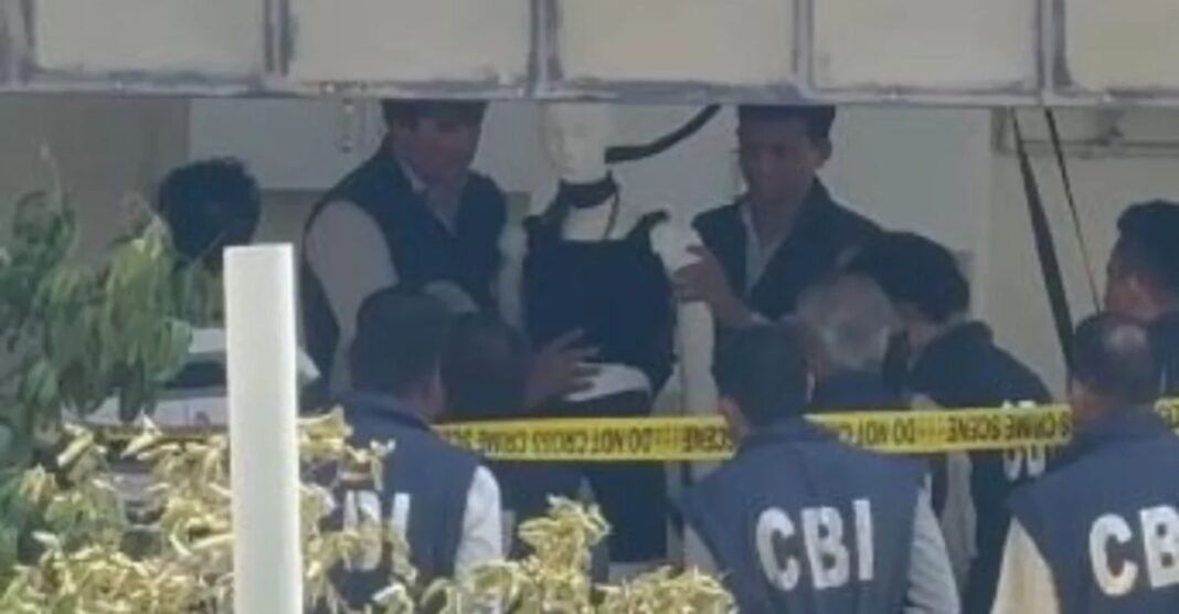 फंदा खोला, शव उतारा…पूर्व जज के घर दोहराया गया क्राइम सीन, ट्विशा केस में CBI को मिले नए संकेत? Twisha Sharma Case