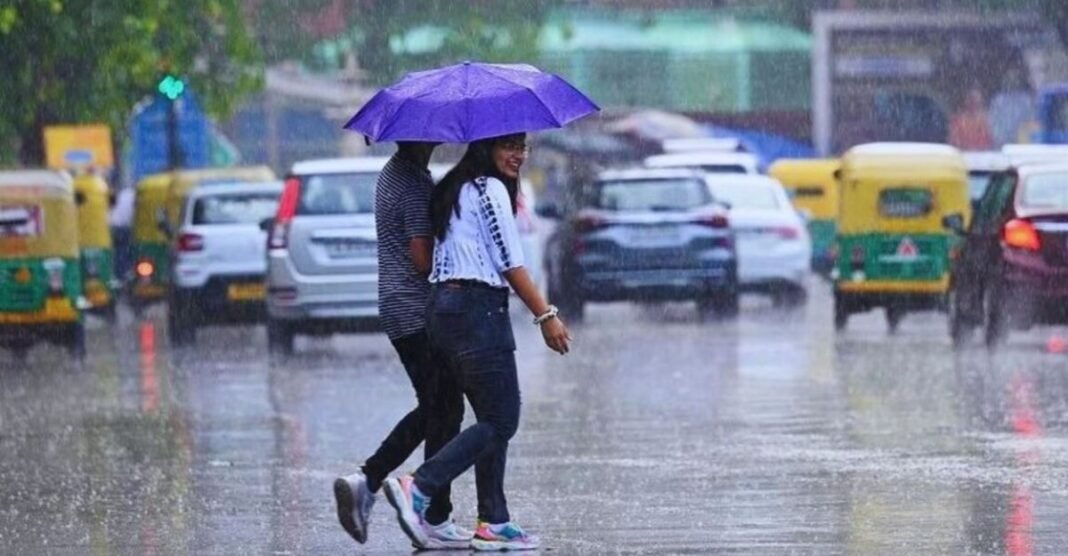 यूपी में मौसम फिर लेगा करवट! कई जिलों में आंधी-बारिश को लेकर मौसम विभाग की बड़ी भविष्यवाणी UP Weather Update