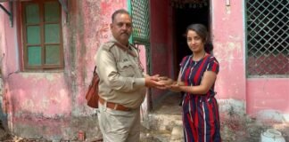 कटनी रेलवे कॉलोनी में ‘ढाई करोड़ का रहस्यमयी सांप’ मिलने से हड़कंप, क्या सच में छिपा है इसके अंदर कोई राज़? दुर्लभ रेड सैंड बोआ सांप