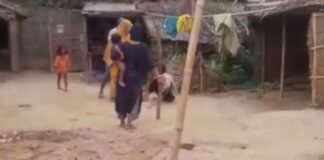 प्रेम विवाह के बाद घर में मां ने बाल पकड़कर पटका, पिता पर गला दबाने का आरोप, वायरल वीडियो से हड़कंप Bihar News
