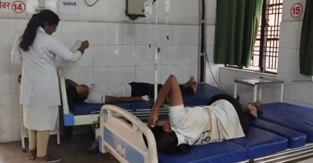 42 डिग्री की गर्मी में 16 किलोमीटर की दौड़, फिर अचानक एक-एक कर गिरने लगीं ट्रेनी कांस्टेबल; ट्रेनिंग सेंटर में मचा हड़कंप ट्रेनी कांस्टेबल