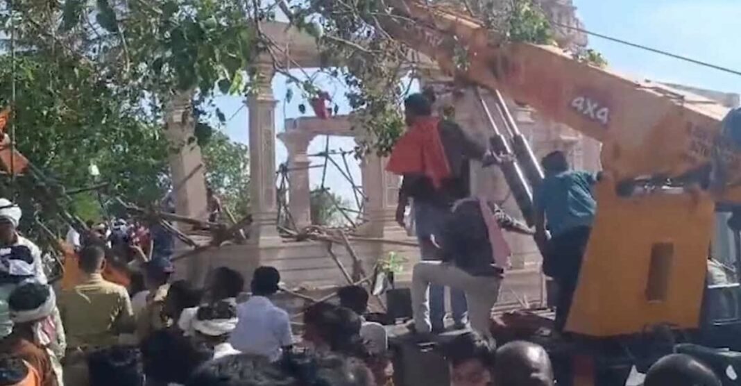 प्रसिद्ध हनुमान मंदिर प्रसिद्ध हनुमान मंदिर