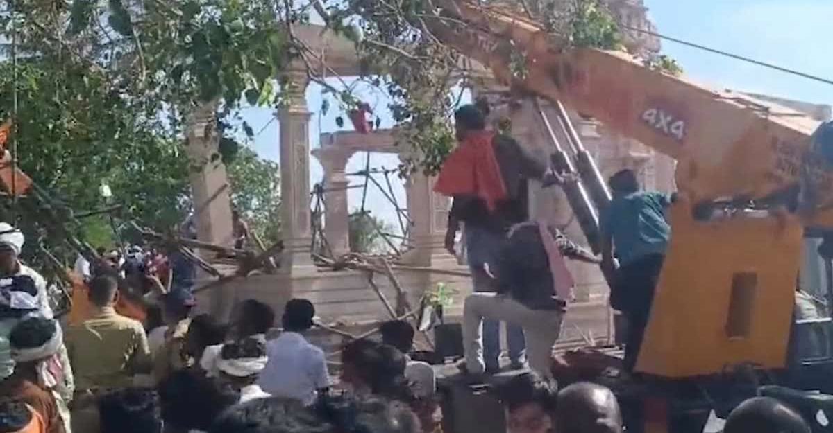 प्रसिद्ध हनुमान मंदिर प्रसिद्ध हनुमान मंदिर